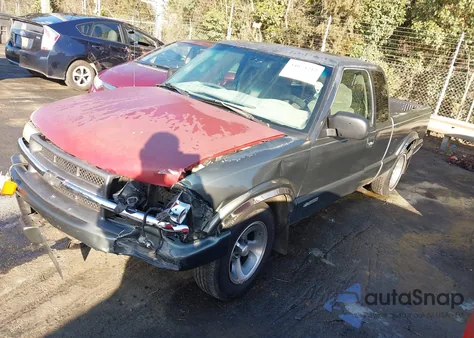 2002 Chevrolet S-10 Ls z USA, uszkodzony, nr VIN 1GCCS19W628118207